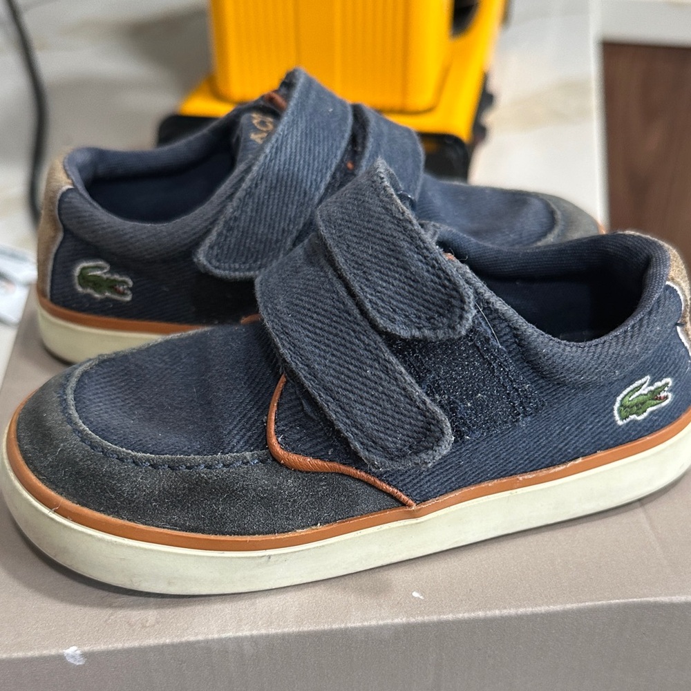 Lacoste Kids Dark Denim Blue and Tan Sneakers Size 8